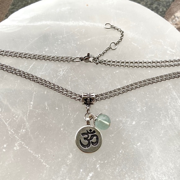 Stainless steel double chain om sign & fluorite - Picture 6 of 10